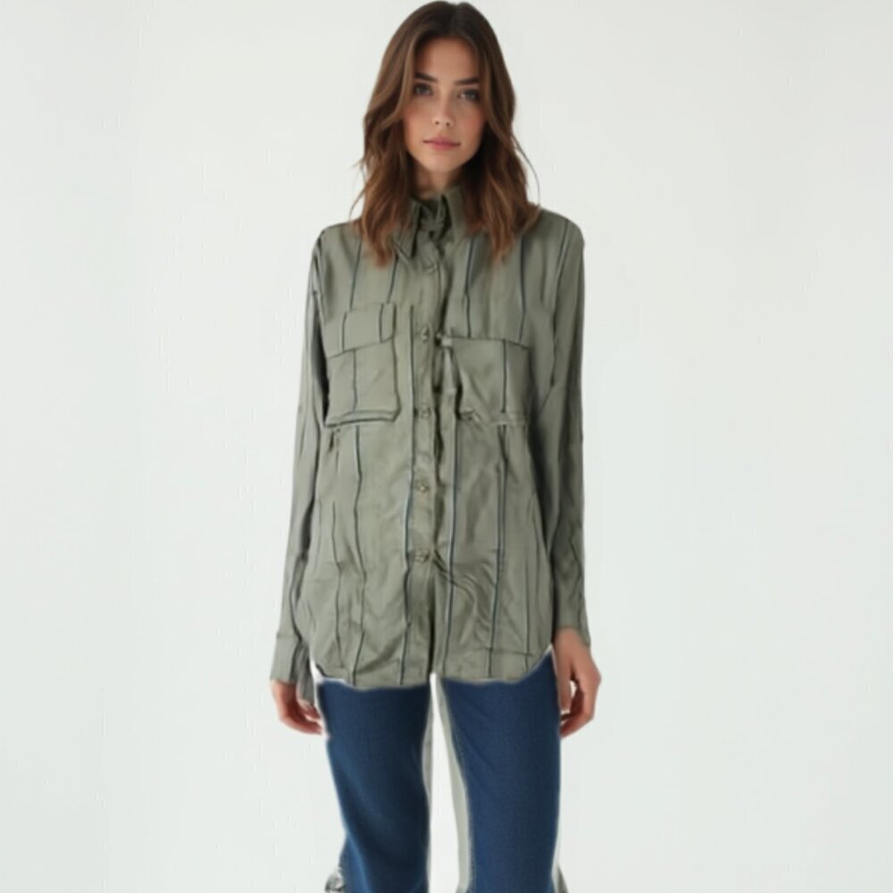 🌟Magellan women shirt vented size Large